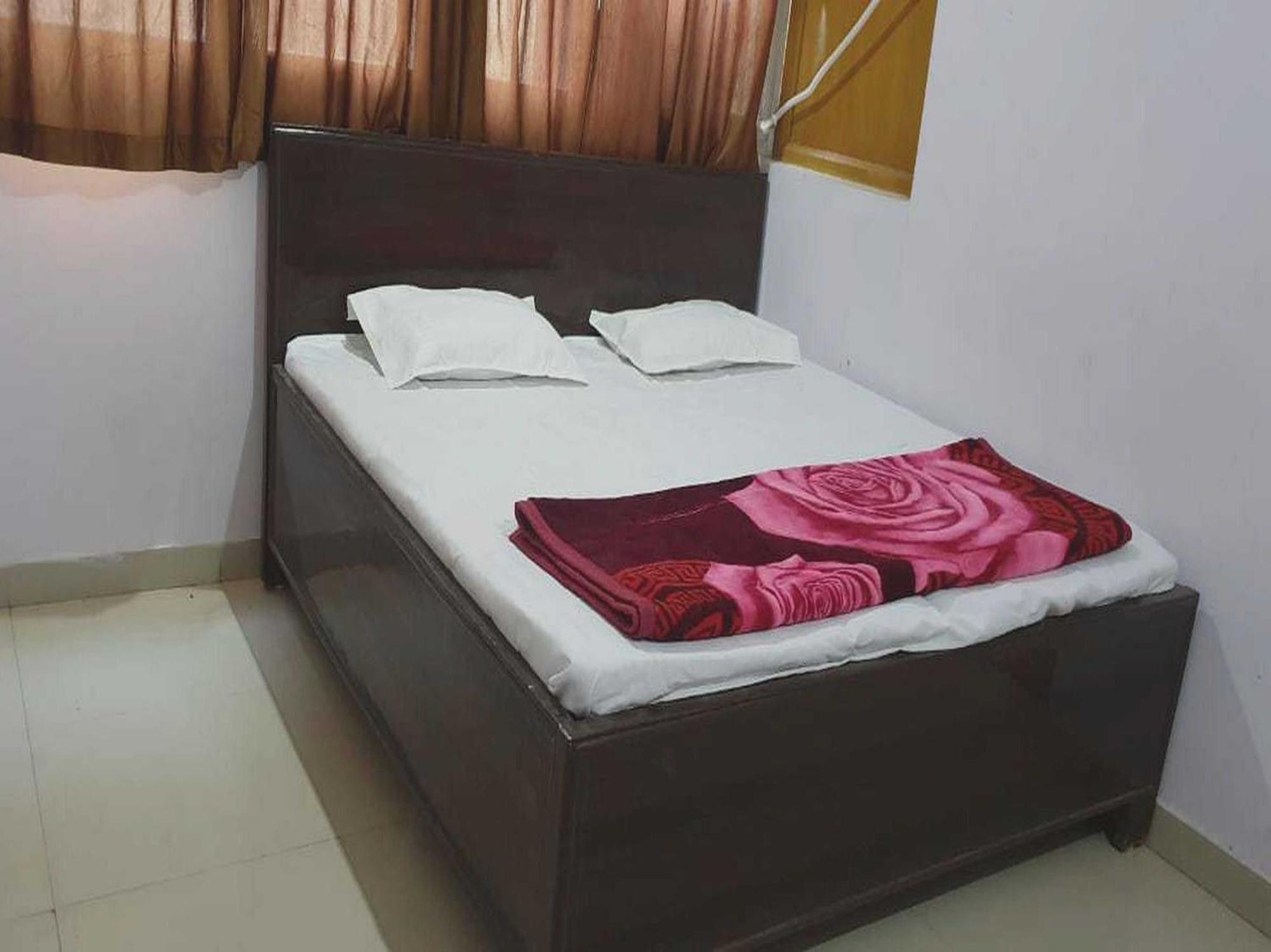 פאטנה Hotel O Rr Guest House מראה חיצוני תמונה