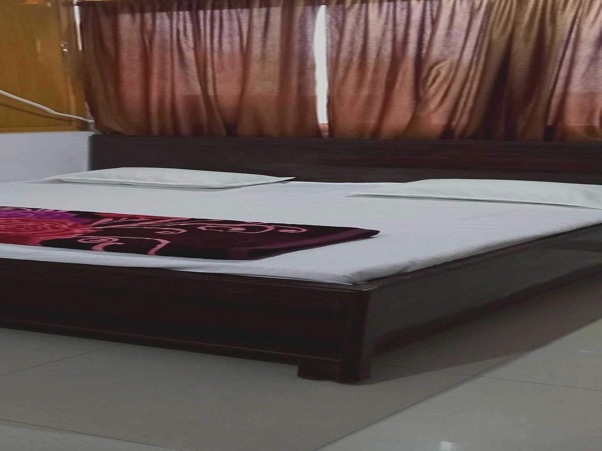 פאטנה Hotel O Rr Guest House מראה חיצוני תמונה